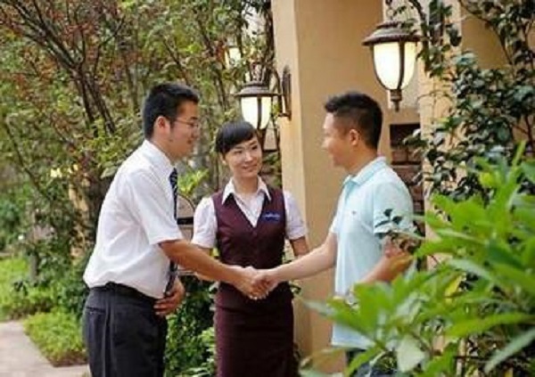 物业管理服务人员1.jpg